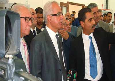 Le ministre de la Communication, Hamid Grine, rencontre la presse locale