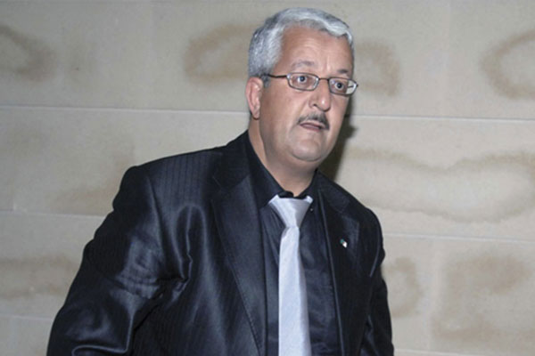 مسؤول منظمة ابناء الشهداء بالعاصمة يدعو لعدم التعامل مع الطيب الهواري