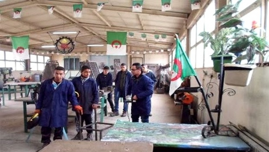 La sensibilisation des jeunes à l'importance de la formation incombe à toutes la société