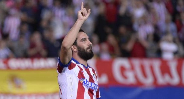 Le PSG sur Arda Turan