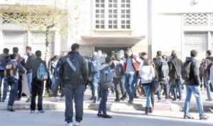 مديرة تثير غضب الأولياء بالأغواط