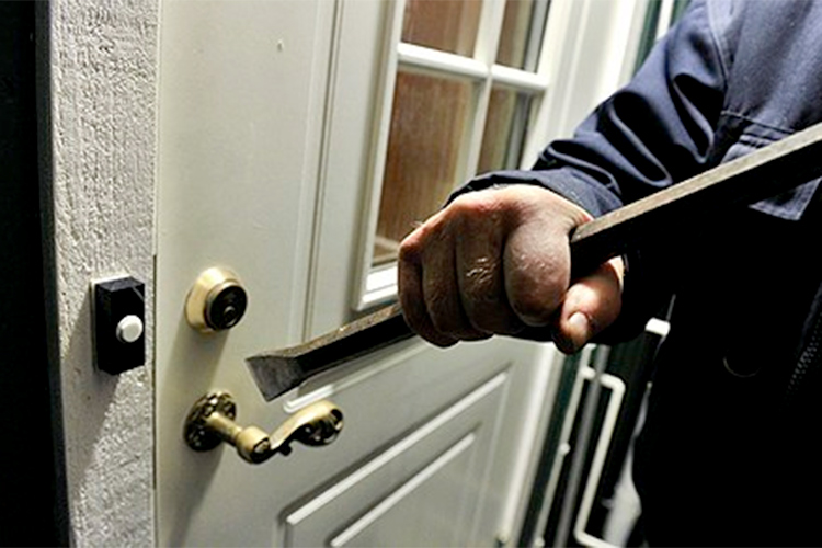 شرطة العاصمة تضع حدا لعصابة السرقة بالكسر‬