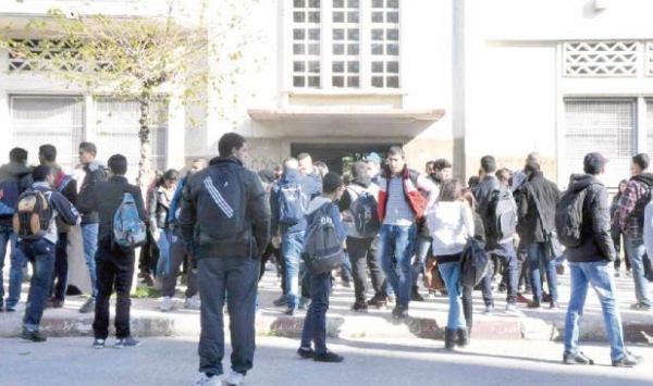 مديرة تثير غضب الأولياء بالأغواط