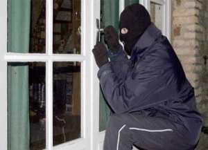 توقيف لصين مختصان في السرقة من داخل المساكن ببسكرة