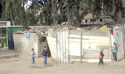 مئات العائلات تطالب بحصتها من 