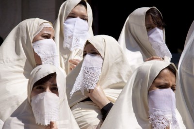 جمهور المدية يقرأ صفحات من تاريخ 