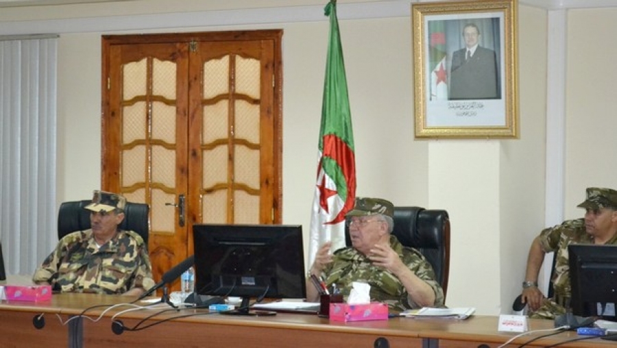 Gaïd Salah met en exergue les efforts 