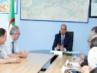 Création de trois groupements