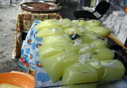 مشروبات الأكياس البلاستيكية تغزو الأسواق بغليزان