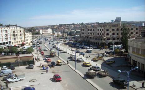 Commerce informel à Bouira