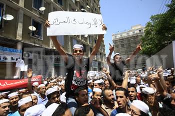 Des centaines de Mozabites manifestent