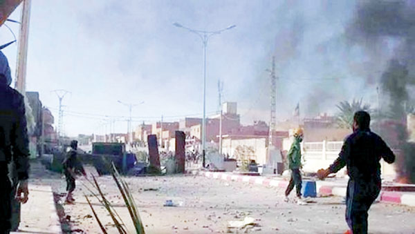 اشتباكات وأعمال تخريب واعتداء على المواطنين والممتلكات من قبل ملثمين بغرداية لليوم الثالث