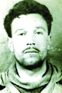 Derrière le nom, un parcours