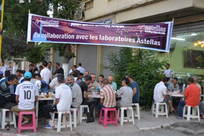Les laboratoires Astellas organisent un iftar collectif