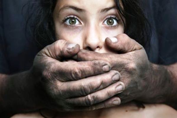 مواطنون يحبطون محاولة اختطاف طفلة بالشلف يوم العيد