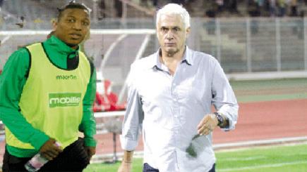 شباب قسنطينة يظفر بخدمات الدولي الإيفواري كوروكوني