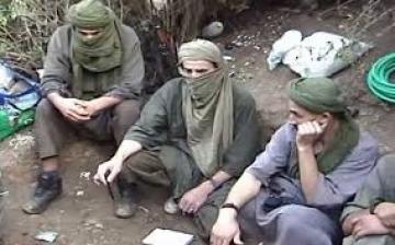 تنديدات وتلاحم واسع ضد الاعتداء الإرهابي في عين الدفلى