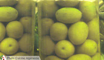 Conserve d’olives cassées