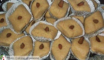 Gâteau de semoule Bejaia