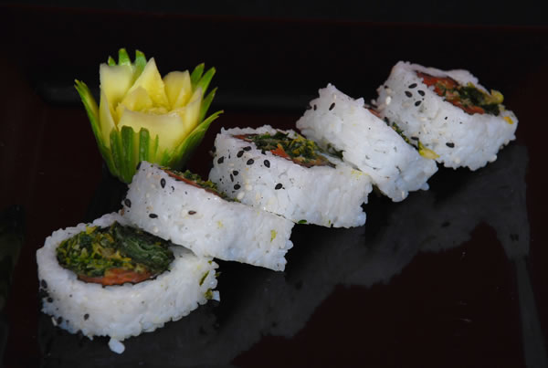 Épinards sauce piquante