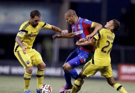 قديورة يغادر نادي كريستال الإنجليزي