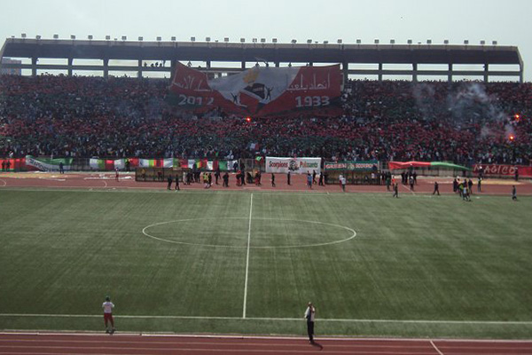 أرضية اصطناعية جديدة لملعب 26 فبراير بسيدي بلعباس