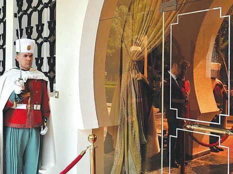 Deux hauts gradés limogés