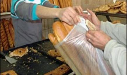 نقص فادح في مادة الخبز بوهران