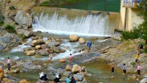 Ruée vers les plans d'eau à Médéa