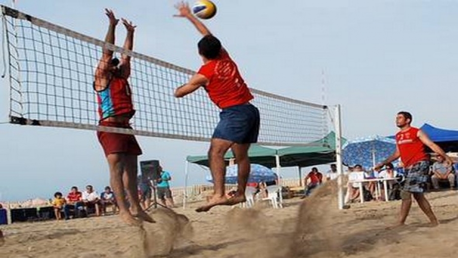 Circuit national de beach-volley à Marsa Ben M'hidi (Tlemcen)