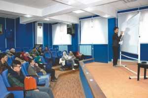 L'évaluation et l'évolution sans la contrainte