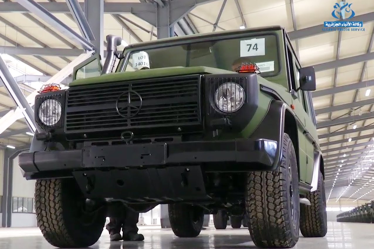 الشرطة تستلم أول سيارات 