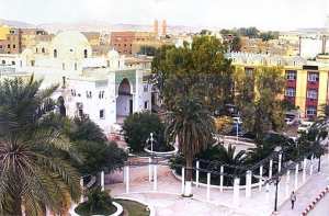 Le ministre de l'Intérieur installe le nouveau wali de Biskra