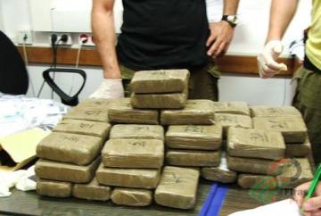 قبضة حديدية بين الشرطة ومروجي المخدرات ببسكرة والنعامة