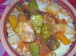 Couscous en sauce rouge