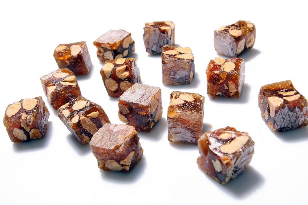 Nougat aux amandes et miel