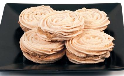 Meringues au café