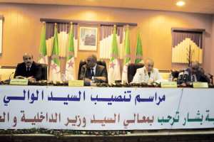 نور الدين بدوي ينصّب والي بشار والوالي المنتدب لبني عباس ويشدد