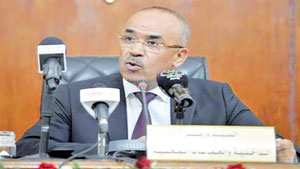 نور الدين بدوي يدعو مواطني تندوف الى اليقظة للحفاظ على الوطن لدى تنصيبه الوالي الجديد