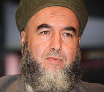 La classe politique intriguée