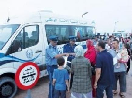 القافلة التحسيسية حول السلامة المرورية ومخاطر الإدمان تحل بالشلف