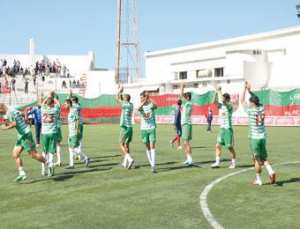 العميد يسعى إلى تحقيق الانطلاقة عبر بوابة غليزان