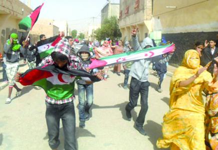 الاحتلال المغربي يعتدي على الحقوقية الصحراوية ليلى الليلي في مطار الدار البيضاء