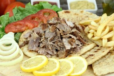 Viande aux pommes frites- Kebab