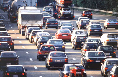 La ville de Relizane asphyxiée par les voitures