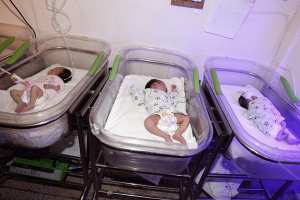 غرباء يتجولون داخل مصلحة التوليد ببسكرة