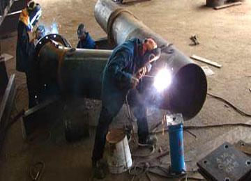 أكثر من 200 لحام وموظف نحو الاحتجاج بمصفاة سيدي رزين في العاصمة