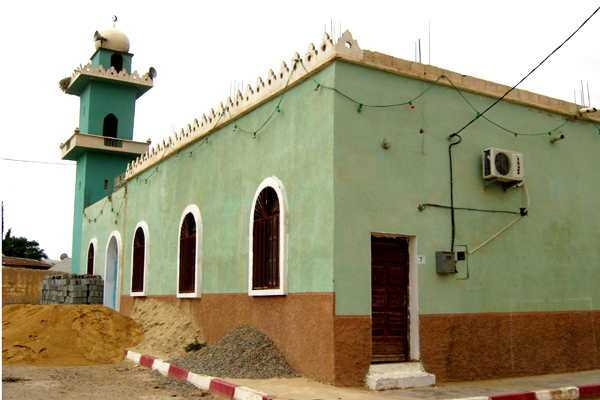 مواطن يبني مسجدا على أرض ملك أيتام بتيارت