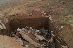 وفاة طفل داخل حفرة مدرسة بقرية عبد المولى بالنعامة