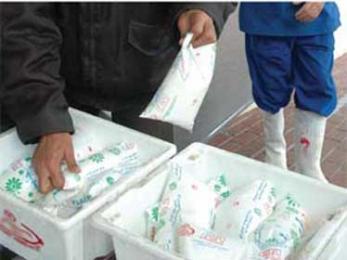 عمال مؤسسة جيبلي لإنتاج الحليب في سيدي بلعباس يضربون عن الطعام و يطالبون بالتدخل المسؤولين